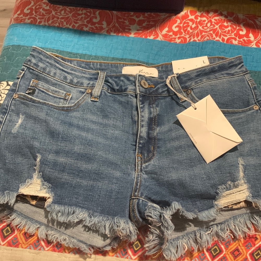 Leopard Kancan denim shorts